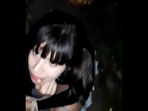 ❤️ Гудамжинд чихэр авахын тулд бэлэг эрхтэн хавдсан ❤ Гэрийн порно манайд ❌❤