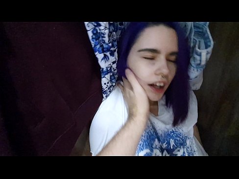 ❤️ Олоод миний эгч нь шүүгээний болон тусалсан түүний булэг ❤ Гэрийн порно манайд ❌❤